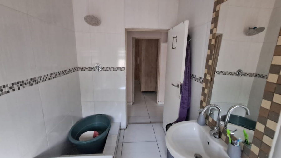 4 Bedroom Property for Sale in Parys Free State